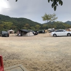 넓은 공간에서 오토캠핑하기 좋아요